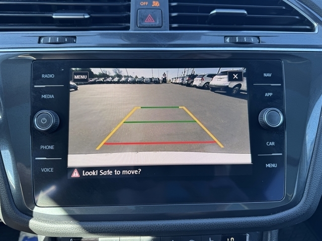 Volkswagen Tiguan 2.0T SE R-Line Black 4MOTION 2020 Volkswagen Tiguan 2.0T SE R-Line Black 4MOTION 2020