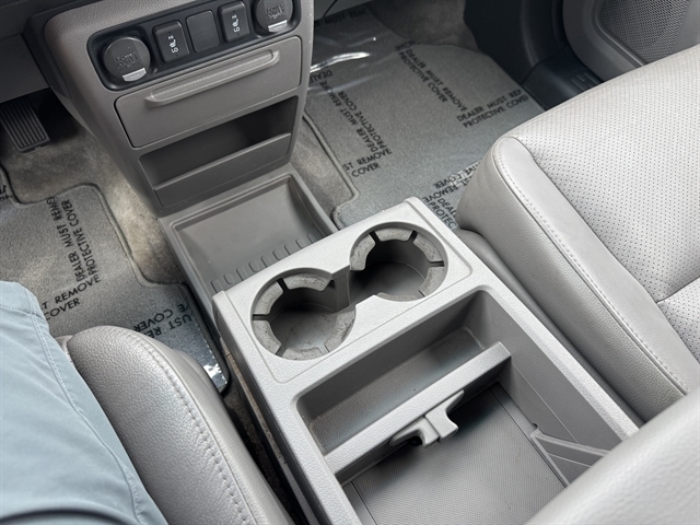 Honda Ridgeline 4WD Crew Cab RTL 2011 Honda Ridgeline 4WD Crew Cab RTL 2011