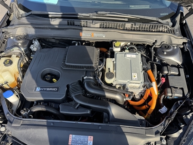 Ford Fusion Hybrid SE FWD 2020 Ford Fusion Hybrid SE FWD 2020