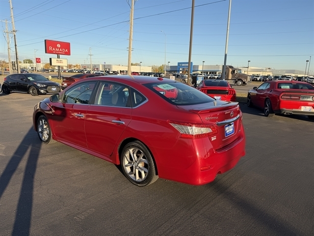 Nissan Sentra 4dr Sdn I4 CVT SR 2013 Nissan Sentra 4dr Sdn I4 CVT SR 2013