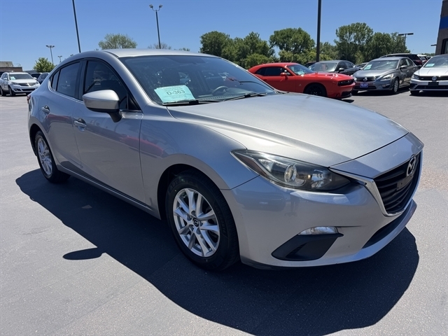Mazda MAZDA3 4dr Sdn Auto i Touring 2014 Mazda MAZDA3 4dr Sdn Auto i Touring 2014