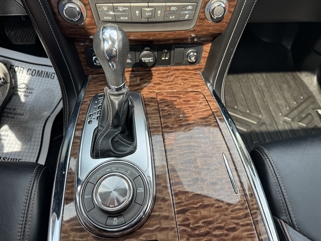 Nissan Armada 4x4 Platinum 2018 Nissan Armada 4x4 Platinum 2018