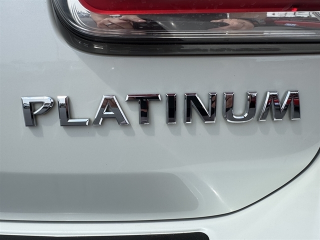 Nissan Armada 4x4 Platinum 2018 Nissan Armada 4x4 Platinum 2018