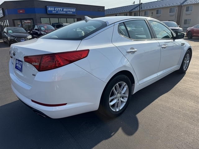 Kia Optima 4dr Sdn LX 2013 Kia Optima 4dr Sdn LX 2013