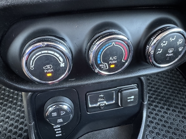 Jeep Renegade 4WD 4dr Trailhawk 2016 Jeep Renegade 4WD 4dr Trailhawk 2016