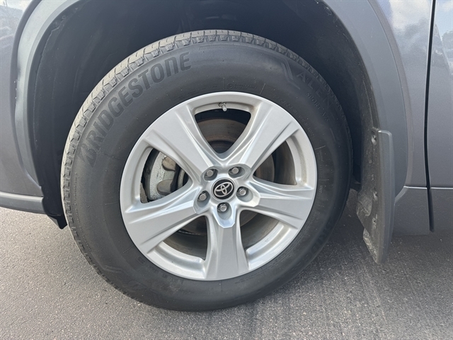 Toyota Highlander Hybrid LE AWD (Natl) 2021 Toyota Highlander Hybrid LE AWD (Natl) 2021