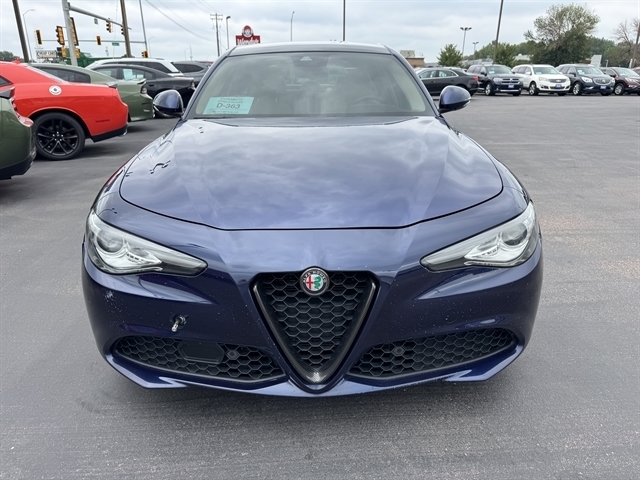 Alfa Romeo Giulia Ti Lusso AWD 2018 Alfa Romeo Giulia Ti Lusso AWD 2018