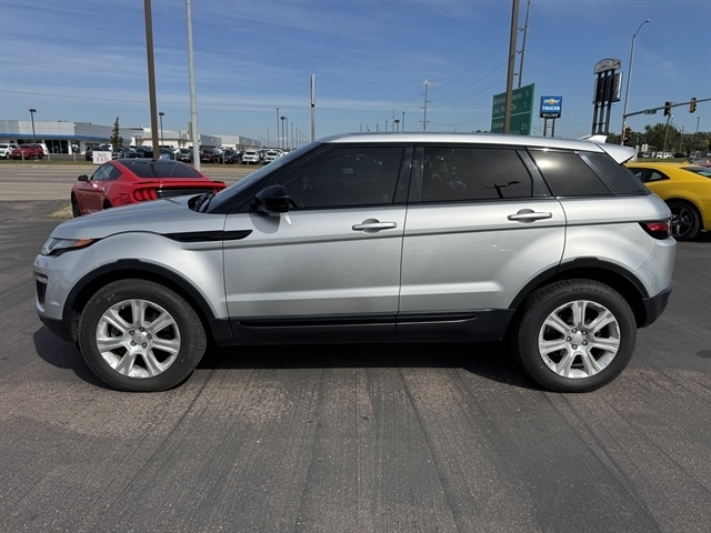 Land Rover Range Rover Evoque 5 Door SE 2018 Land Rover Range Rover Evoque 5 Door SE 2018