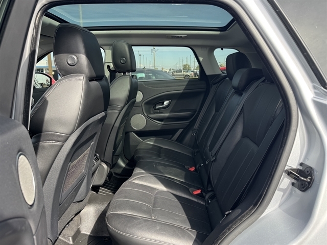 Land Rover Range Rover Evoque 5 Door SE 2018 Land Rover Range Rover Evoque 5 Door SE 2018