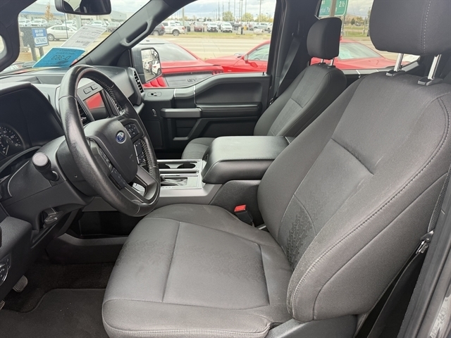 Ford F-150 XLT 4WD SuperCrew 5.5' Box 2019 Ford F-150 XLT 4WD SuperCrew 5.5' Box 2019