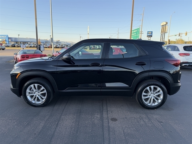 Chevrolet TrailBlazer AWD 4dr LS 2021 Chevrolet TrailBlazer AWD 4dr LS 2021