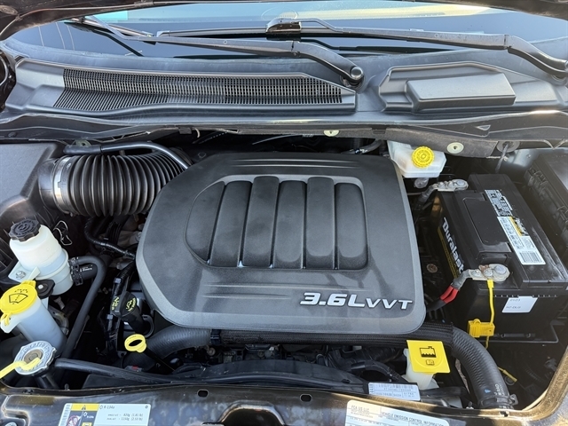 Dodge Grand Caravan 4dr Wgn SXT Plus 2015 Dodge Grand Caravan 4dr Wgn SXT Plus 2015