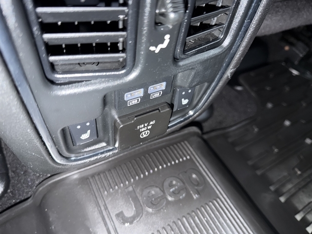 Jeep Grand Cherokee Summit 4x4 2021 Jeep Grand Cherokee Summit 4x4 2021