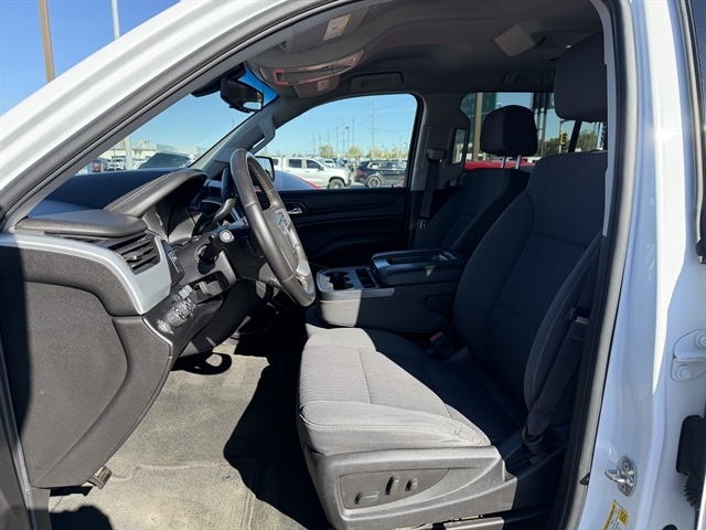 GMC Yukon 4WD 4dr SLE 2016 GMC Yukon 4WD 4dr SLE 2016