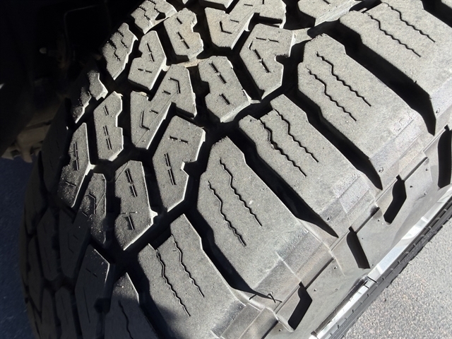 GMC Yukon 4WD 4dr SLE 2016 GMC Yukon 4WD 4dr SLE 2016