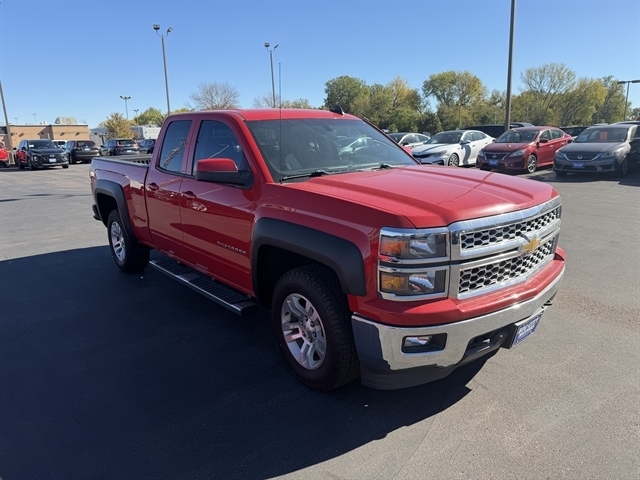 Chevrolet Silverado 1500 4WD Double Cab 143.5" LT w/1LT 2015 Chevrolet Silverado 1500 4WD Double Cab 143.5" LT w/1LT 2015