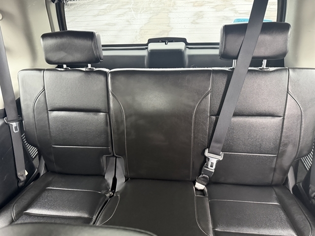 Nissan Armada 4WD 4dr Platinum 2015 Nissan Armada 4WD 4dr Platinum 2015