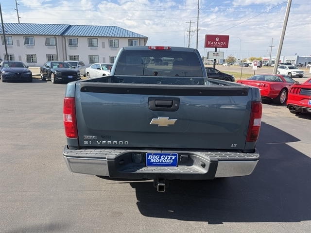 Chevrolet Silverado 1500 4WD Ext Cab 143.5" LT 2009 Chevrolet Silverado 1500 4WD Ext Cab 143.5" LT 2009
