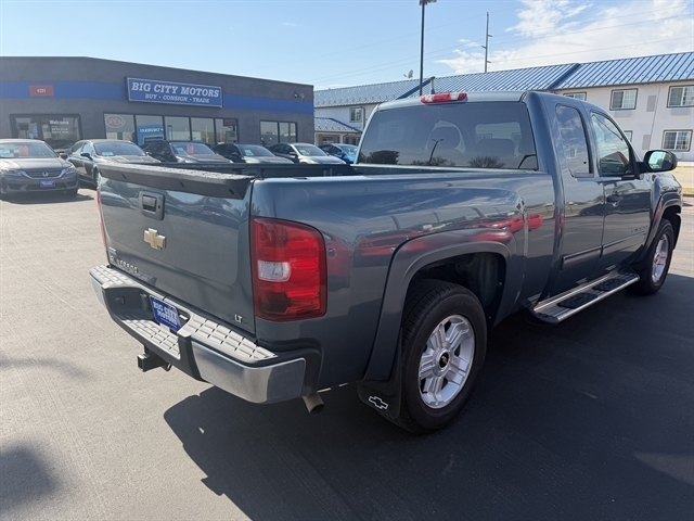 Chevrolet Silverado 1500 4WD Ext Cab 143.5" LT 2009 Chevrolet Silverado 1500 4WD Ext Cab 143.5" LT 2009