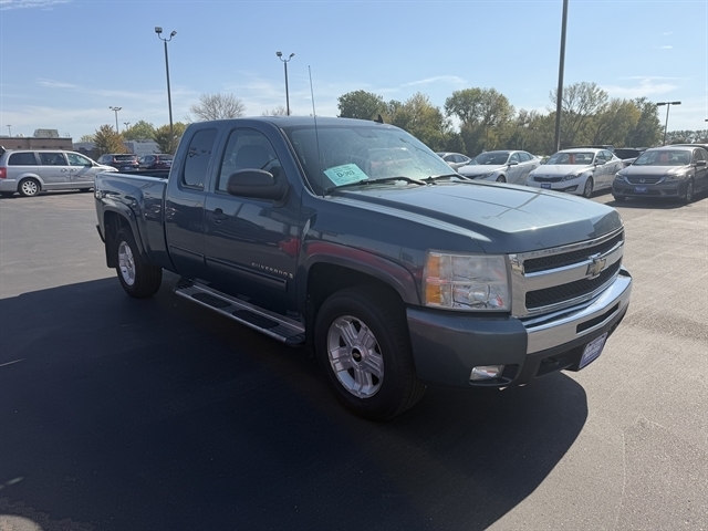 Chevrolet Silverado 1500 4WD Ext Cab 143.5" LT 2009 Chevrolet Silverado 1500 4WD Ext Cab 143.5" LT 2009