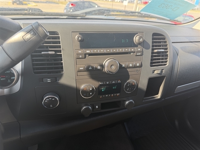 Chevrolet Silverado 1500 4WD Ext Cab 143.5" LT 2009 Chevrolet Silverado 1500 4WD Ext Cab 143.5" LT 2009