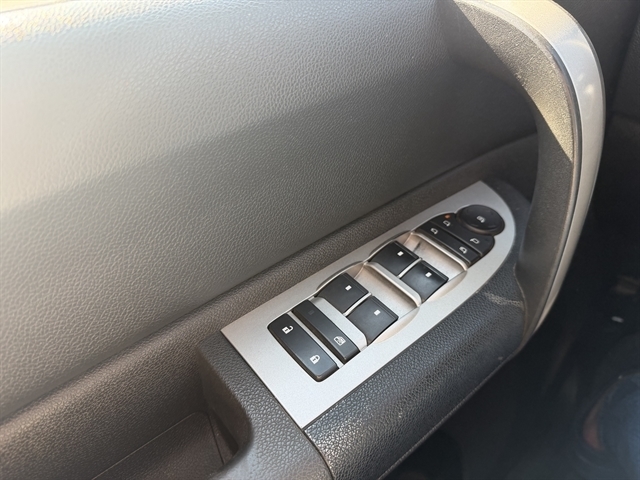 Chevrolet Silverado 1500 4WD Ext Cab 143.5" LT 2009 Chevrolet Silverado 1500 4WD Ext Cab 143.5" LT 2009