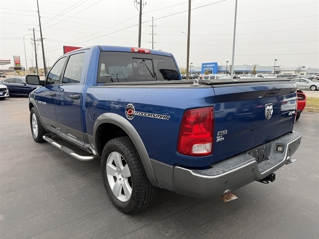 RAM 1500 4WD Crew Cab 140.5" Outdoorsman 2011 RAM 1500 4WD Crew Cab 140.5" Outdoorsman 2011