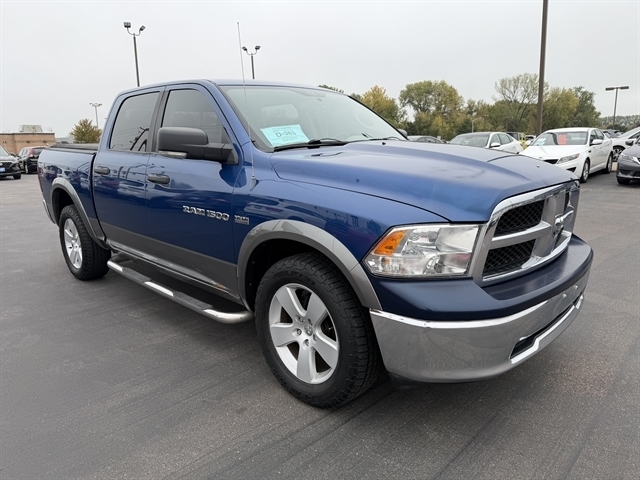 RAM 1500 4WD Crew Cab 140.5" Outdoorsman 2011 RAM 1500 4WD Crew Cab 140.5" Outdoorsman 2011