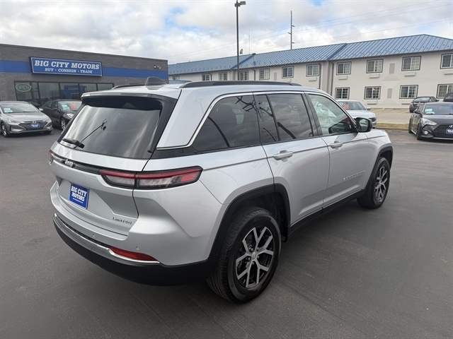 Jeep Grand Cherokee Limited 4x4 2024 Jeep Grand Cherokee Limited 4x4 2024