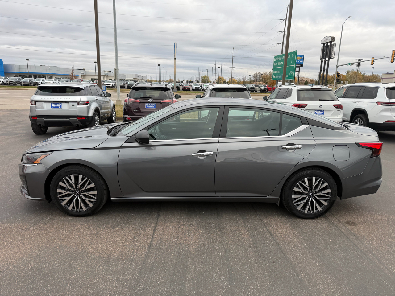 Nissan Altima 2.5 SV Sedan 2024 Nissan Altima 2.5 SV Sedan 2024