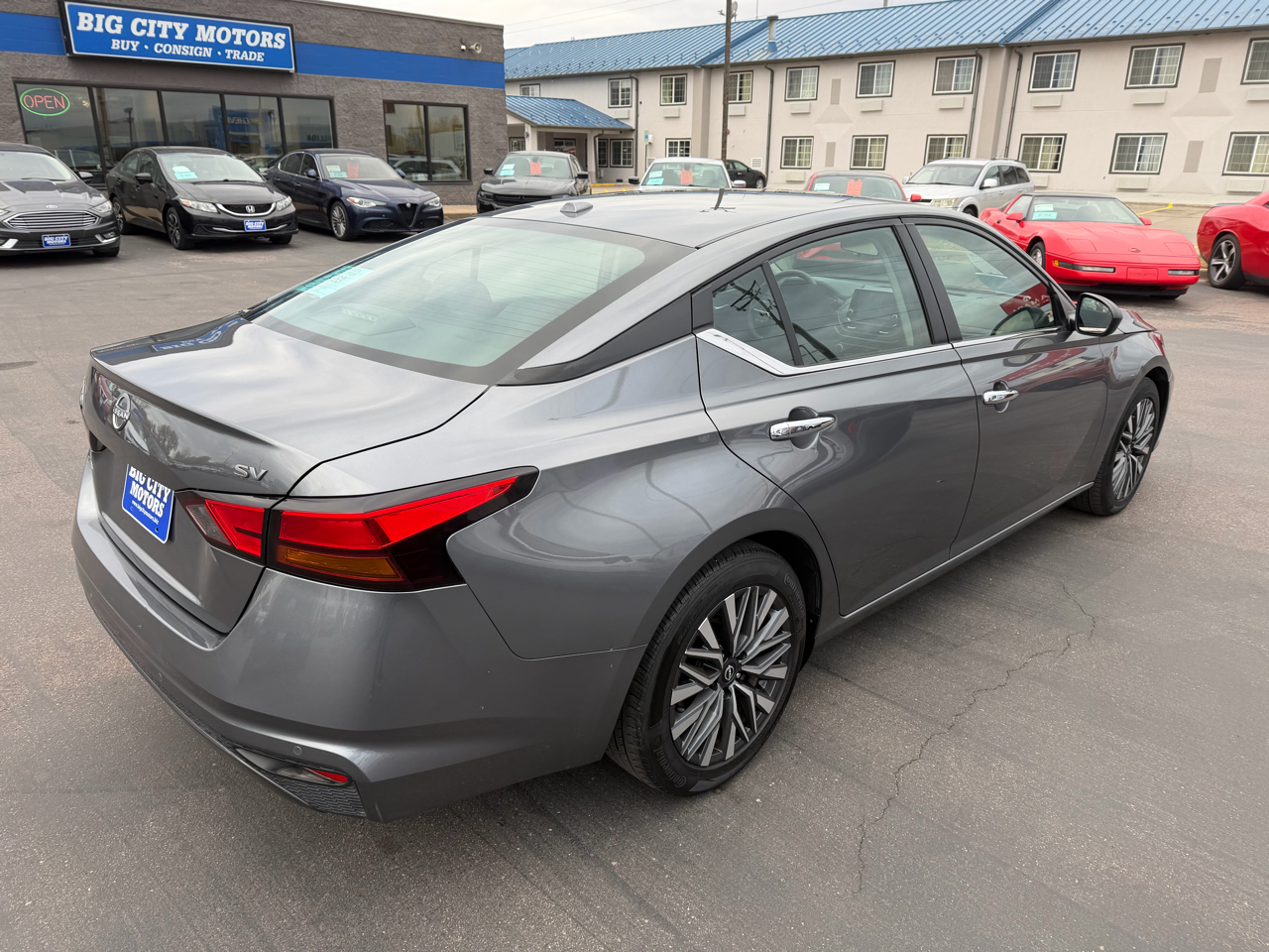 Nissan Altima 2.5 SV Sedan 2024 Nissan Altima 2.5 SV Sedan 2024