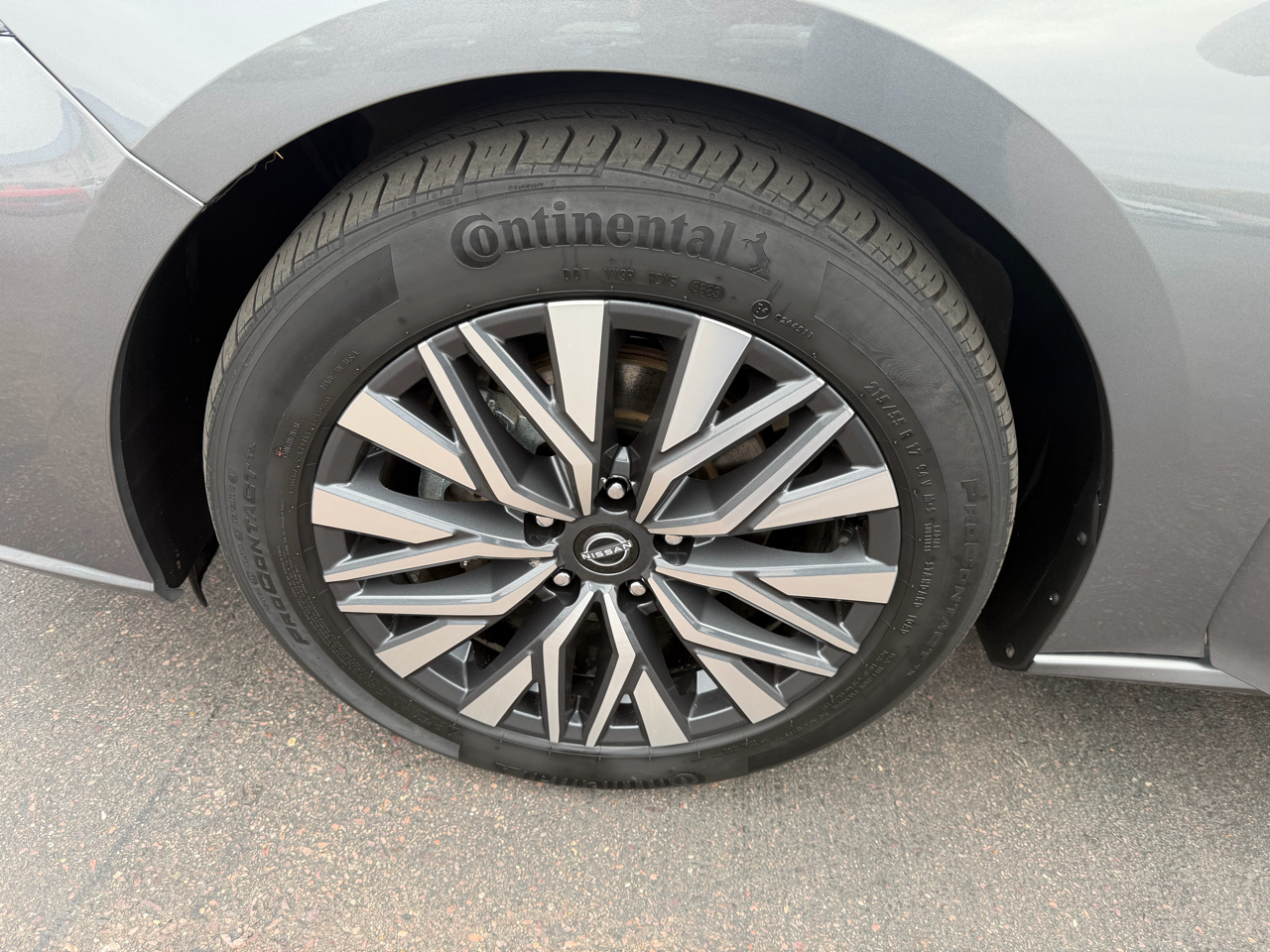 Nissan Altima 2.5 SV Sedan 2024 Nissan Altima 2.5 SV Sedan 2024