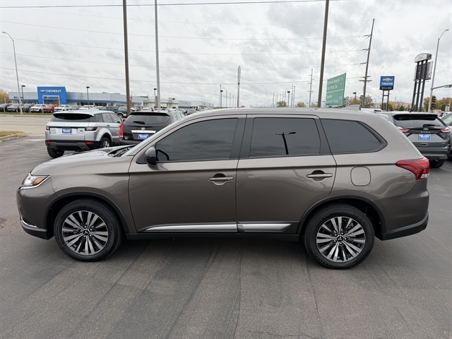 Mitsubishi Outlander SEL S-AWC 2020 Mitsubishi Outlander SEL S-AWC 2020