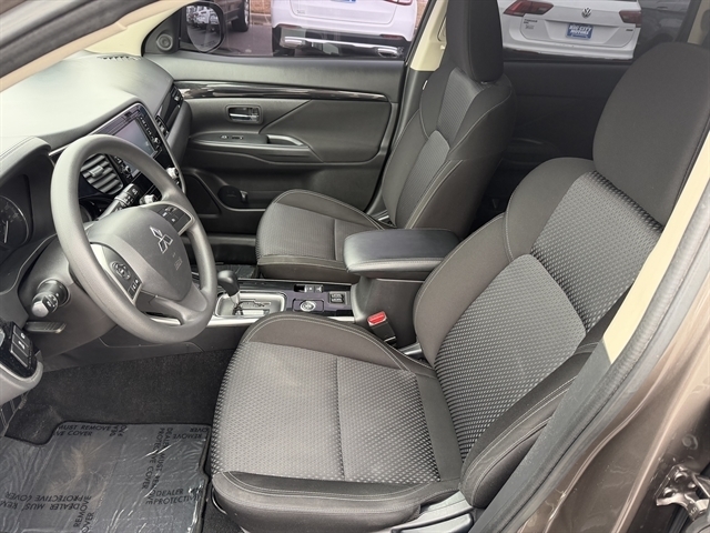 Mitsubishi Outlander SEL S-AWC 2020 Mitsubishi Outlander SEL S-AWC 2020