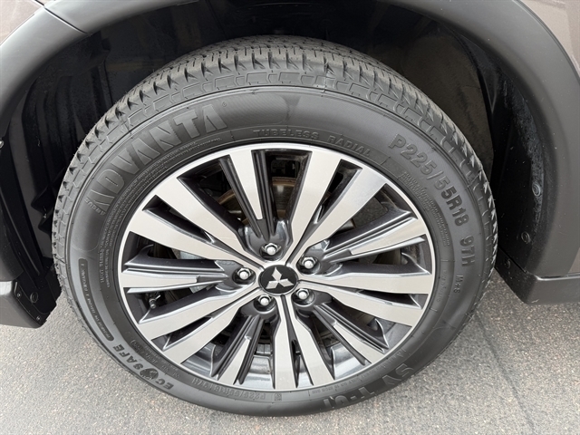 Mitsubishi Outlander SEL S-AWC 2020 Mitsubishi Outlander SEL S-AWC 2020