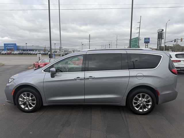 Chrysler Pacifica Touring L AWD 2021 Chrysler Pacifica Touring L AWD 2021