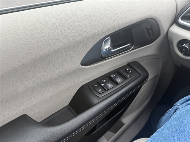 Chrysler Pacifica Touring L AWD 2021 Chrysler Pacifica Touring L AWD 2021