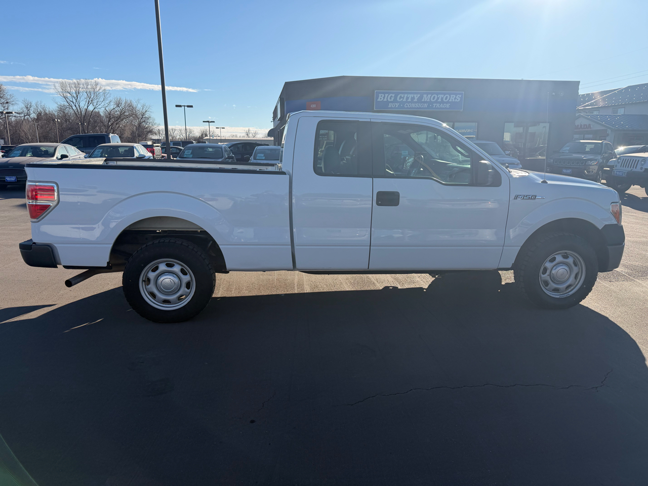 Ford F-150 2WD SuperCab 145" XL 2014