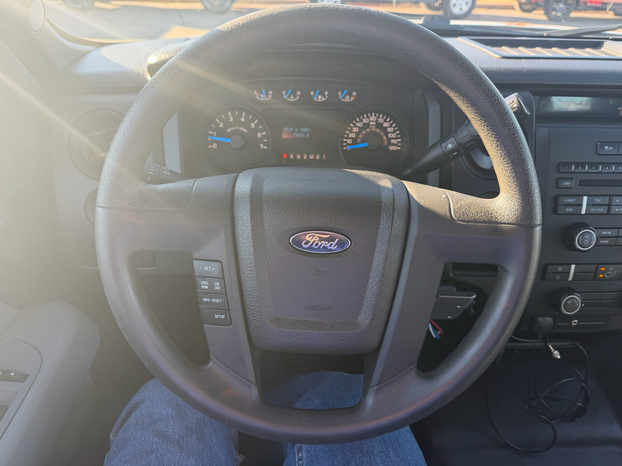 Ford F-150 2WD SuperCab 145" XL 2014