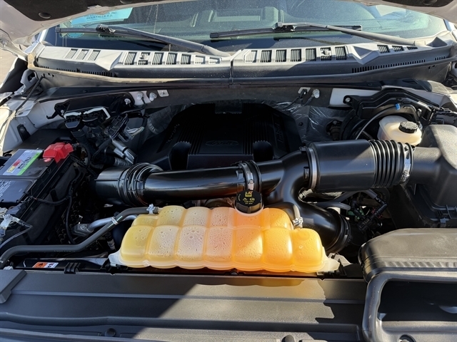 Ford F-150 King Ranch 4WD SuperCrew 5.5' Box 2017 Ford F-150 King Ranch 4WD SuperCrew 5.5' Box 2017