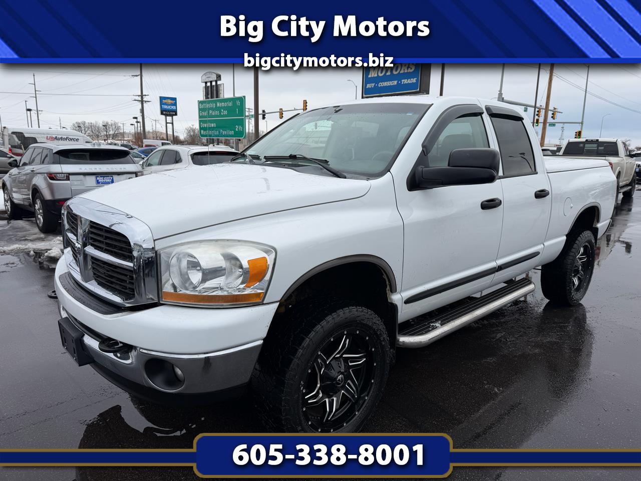 2006 Dodge Ram 2500 4dr Quad Cab 140.5 4WD SLT