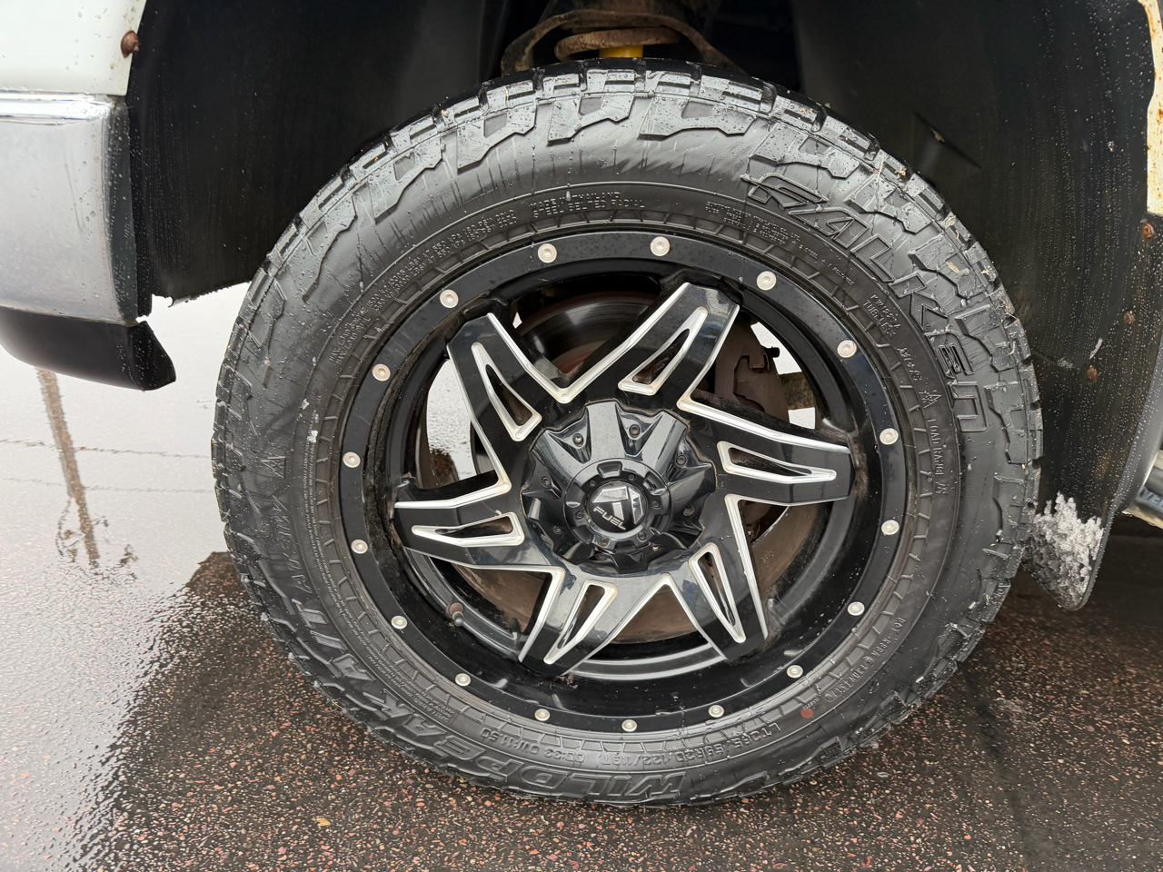 Dodge Ram 2500 4dr Quad Cab 140.5 4WD SLT 2006