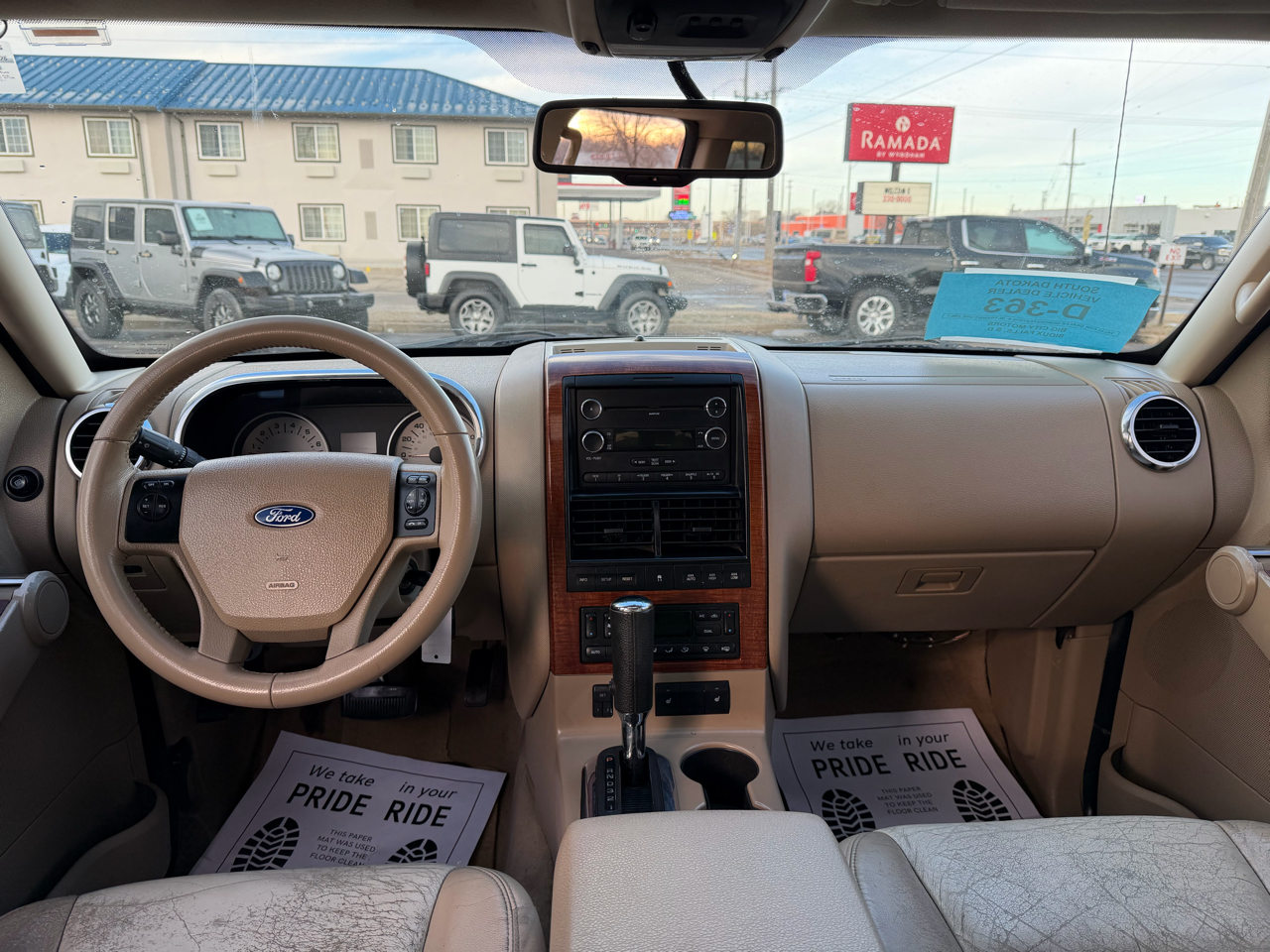 Ford Explorer 4WD 4dr V8 Eddie Bauer 2008