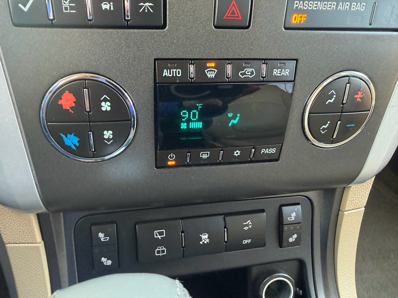 Chevrolet Traverse FWD 4dr LT w/2LT 2009