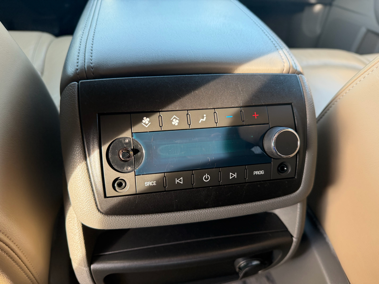 Chevrolet Traverse FWD 4dr LT w/2LT 2009