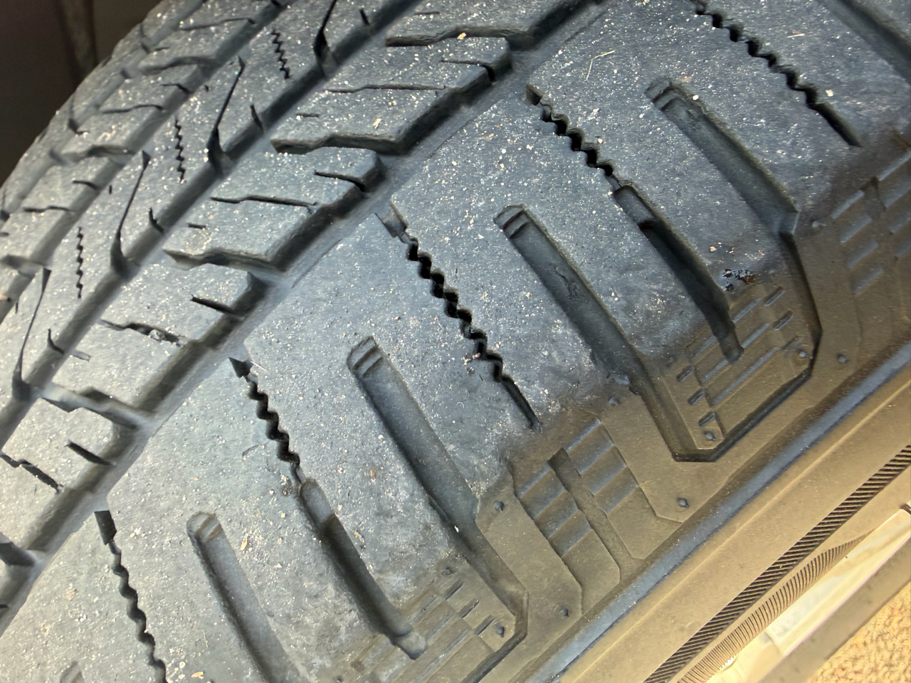 Chevrolet Traverse FWD 4dr LT w/2LT 2009