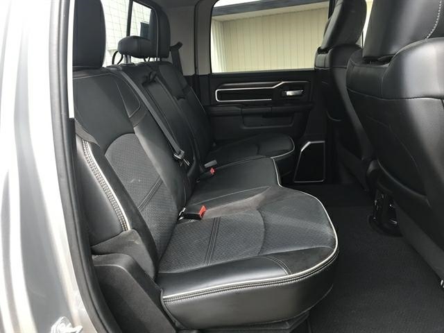 RAM 2500 Laramie 4x4 Crew Cab 6'4" Box 2024