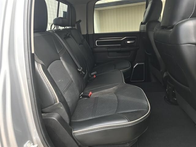 RAM 2500 Laramie 4x4 Crew Cab 6'4" Box 2024