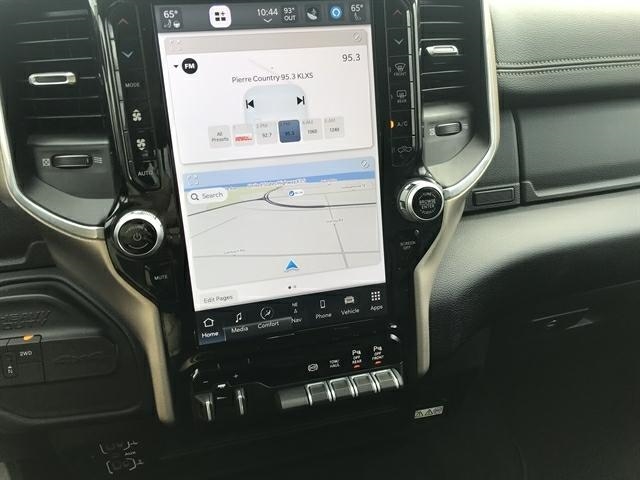 RAM 2500 Laramie 4x4 Crew Cab 6'4" Box 2024