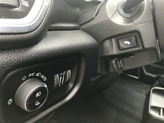 RAM 2500 Laramie 4x4 Crew Cab 6'4" Box 2024